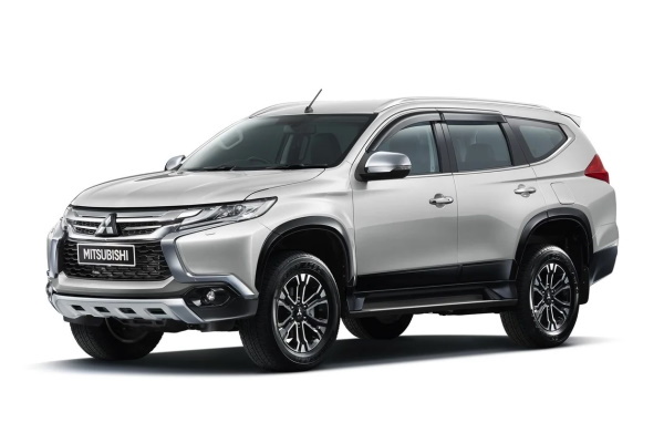 mitsubishi montero-sport QE
