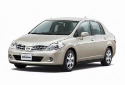 nissan tiida-latio C11