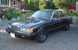 nissan maxima I (G910)