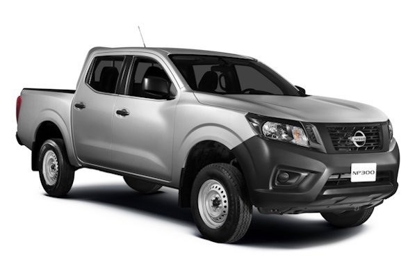 nissan np300 D23