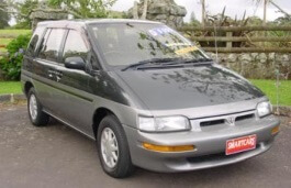 nissan prairie II (M11)