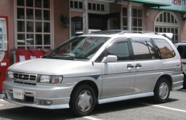 nissan prairie-joy II (M11)