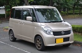 nissan roox I