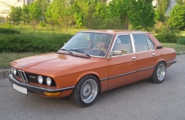 bmw 5-series I (E12)