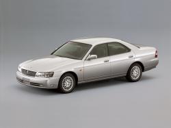 nissan laurel VIII (C35)