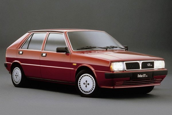 lancia delta 831