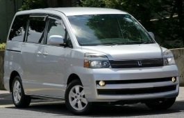 toyota voxy I (R60) Facelift