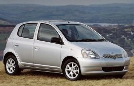 toyota yaris XP10