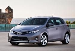 toyota auris E180