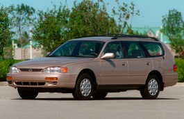 toyota camry III (XV10)