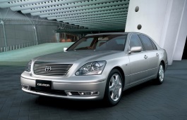 toyota celsior III (F30)