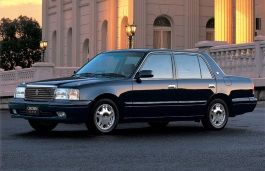 toyota crown XS10