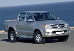toyota hilux VII