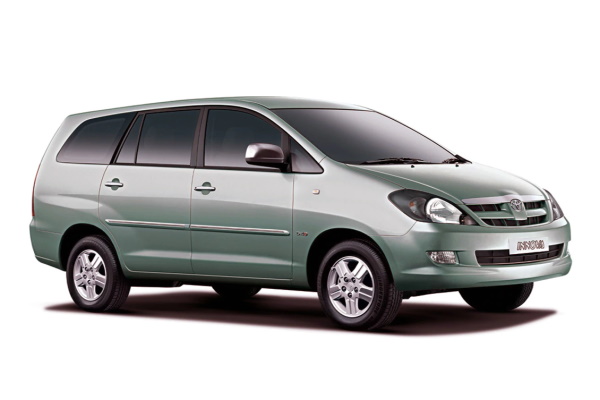 toyota innova AN40