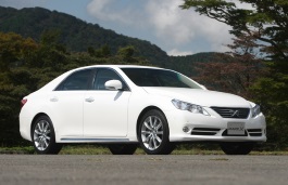 toyota mark-x II