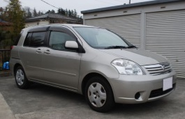 toyota raum II