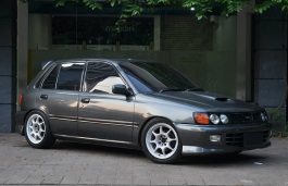 toyota starlet IV (P80) Facelift