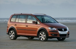 volkswagen cross-touran 